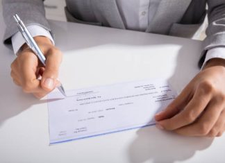Choosing the Best Cheque Bounce Lawyer in Delhi When Payment Disputes Escalate Best Cheque Bounce Lawyer in Delhi